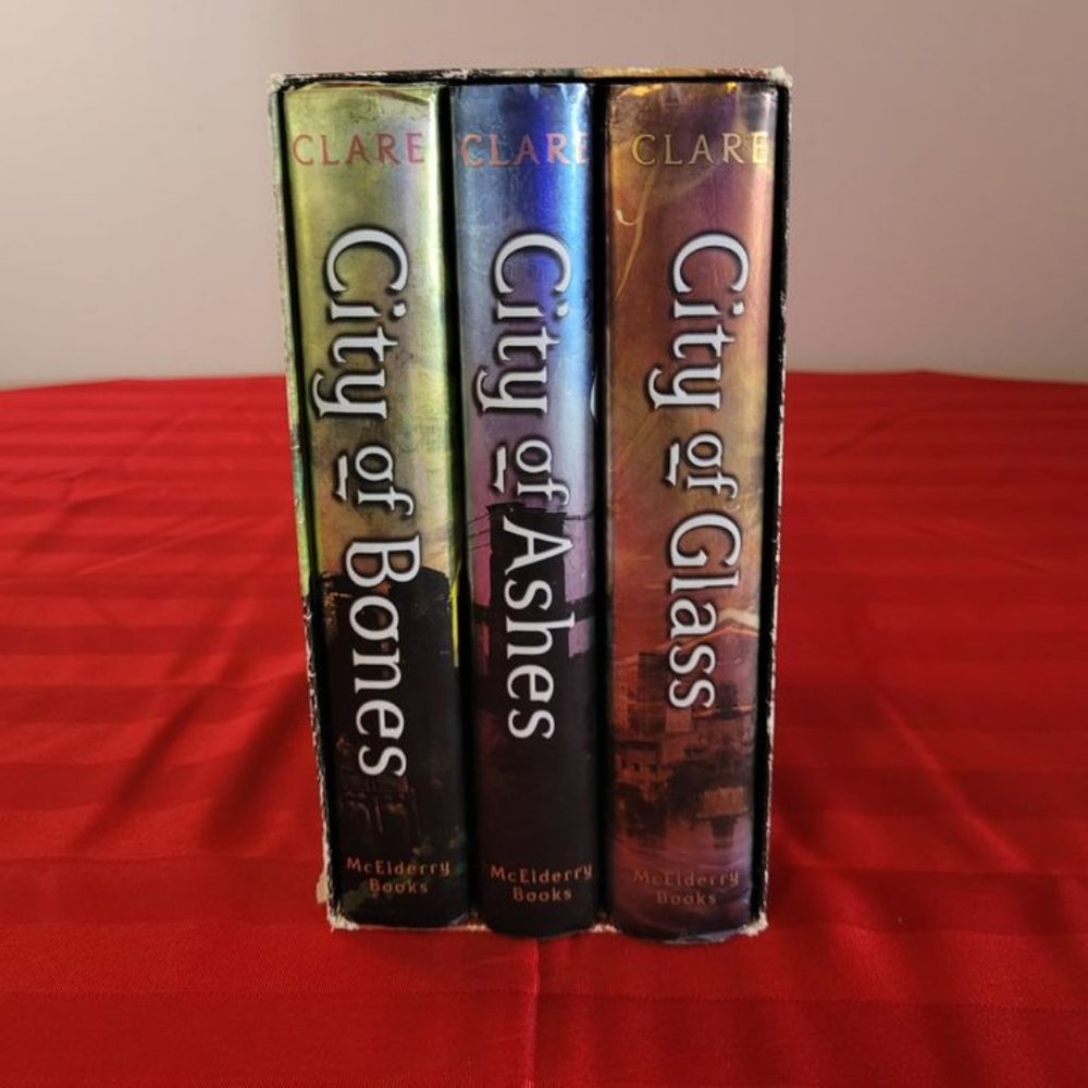 2009, MORTAL INSTRUMENTS TRILOGY BY CASSANDRA CLARE, HARD COVER!!!